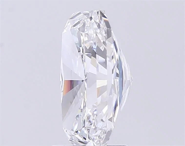 3.53 ct. radiant Lab Grown Diamond front image