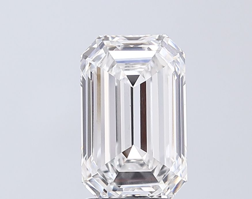 1.86 ct. emerald Lab Grown Diamond front image