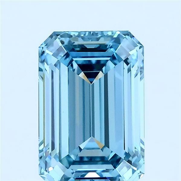 2.08 ct Emerald diamond
