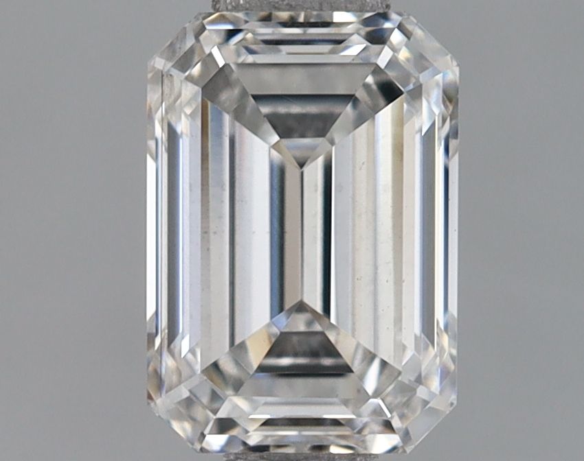 0.85 ct. emerald Lab Grown Diamond front image