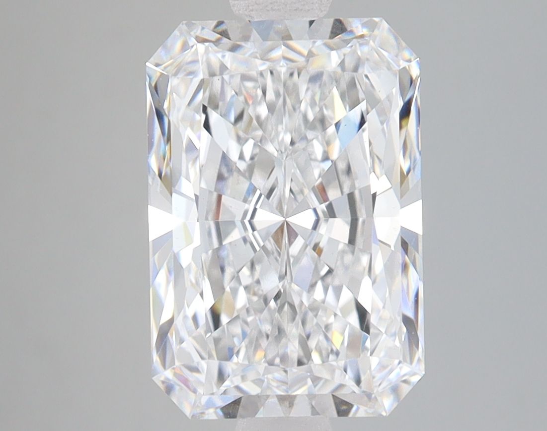 3.76 ct. radiant Lab Grown Diamond front image