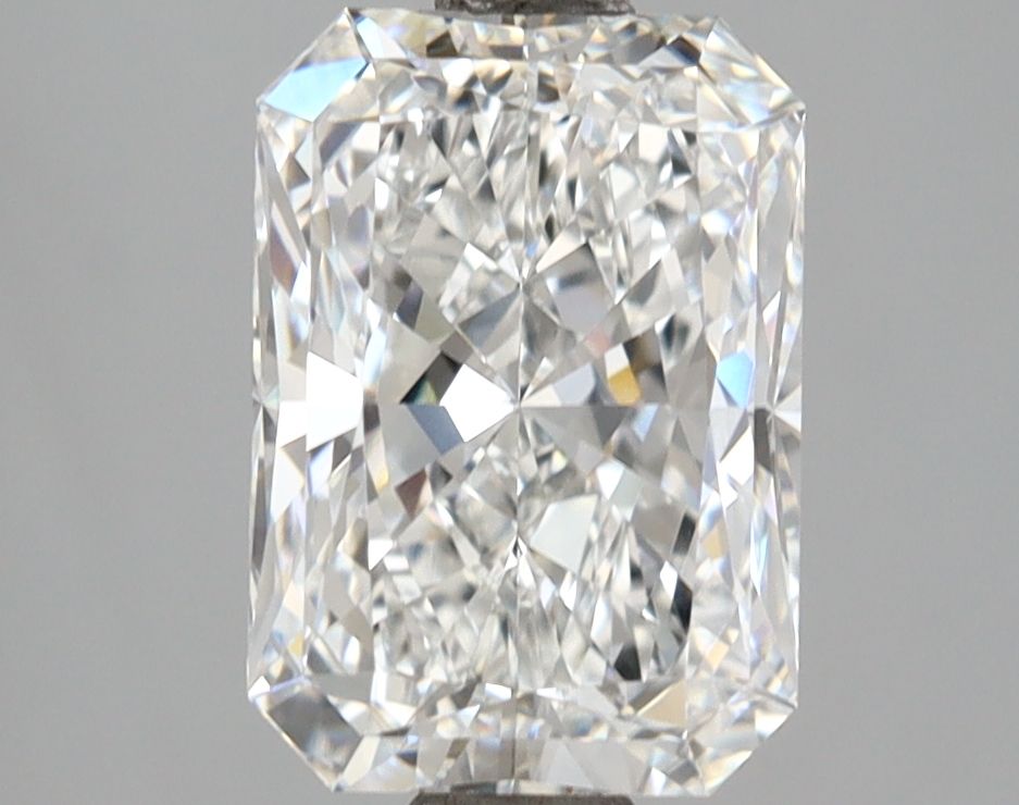 2.61 ct. radiant Lab Grown Diamond front image