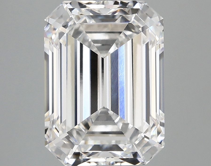 3.86 ct. emerald Lab Grown Diamond front image