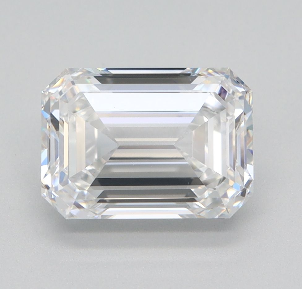 1.52 ct. emerald Lab Grown Diamond front image
