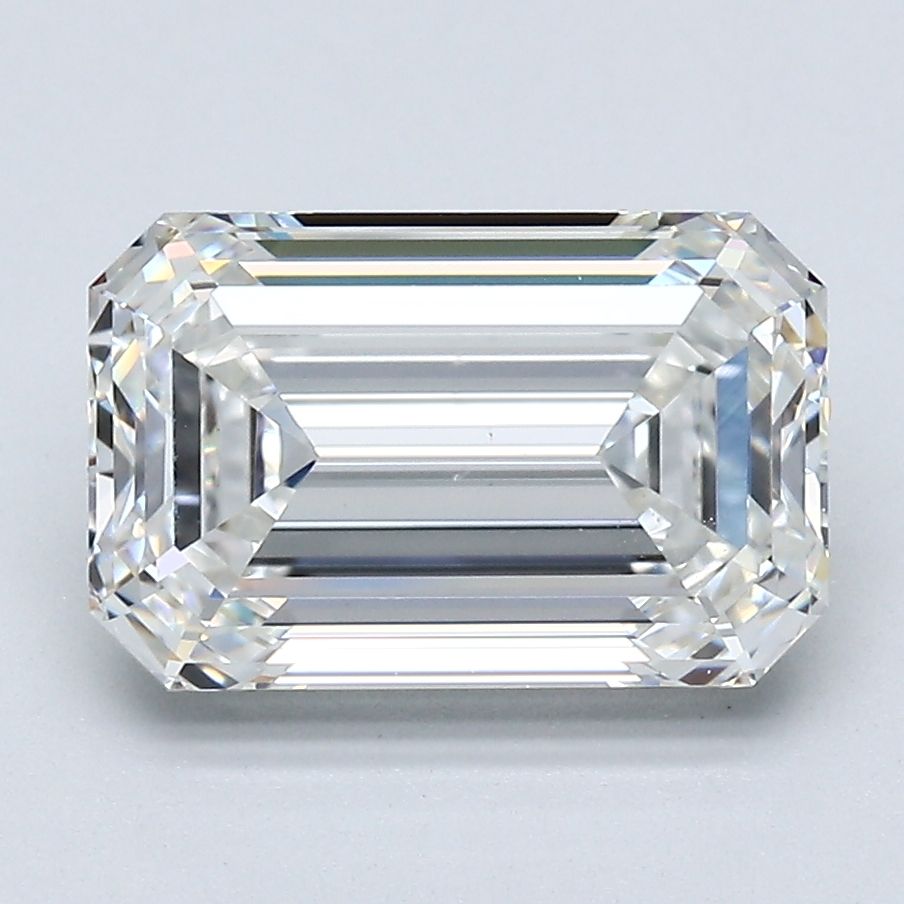 3.21 ct Emerald diamond
