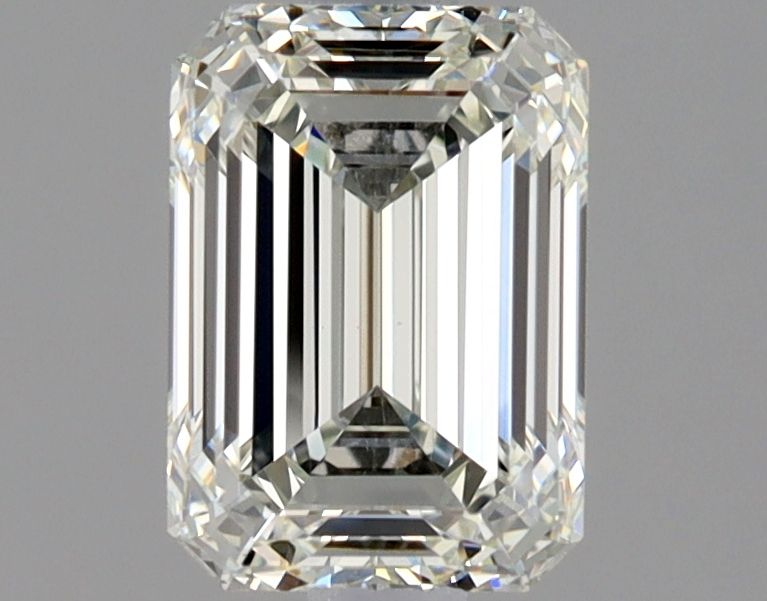 1.70 ct Emerald diamond