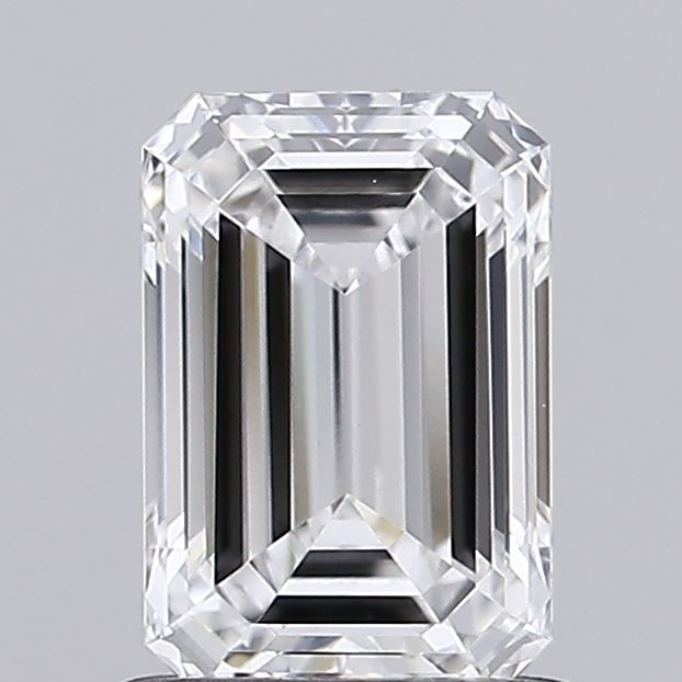 1.05 ct. emerald Lab Grown Diamond front image