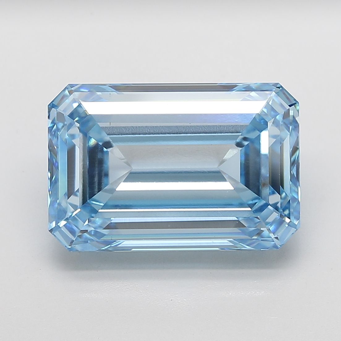 18.04 ct. emerald Lab Grown Diamond front image