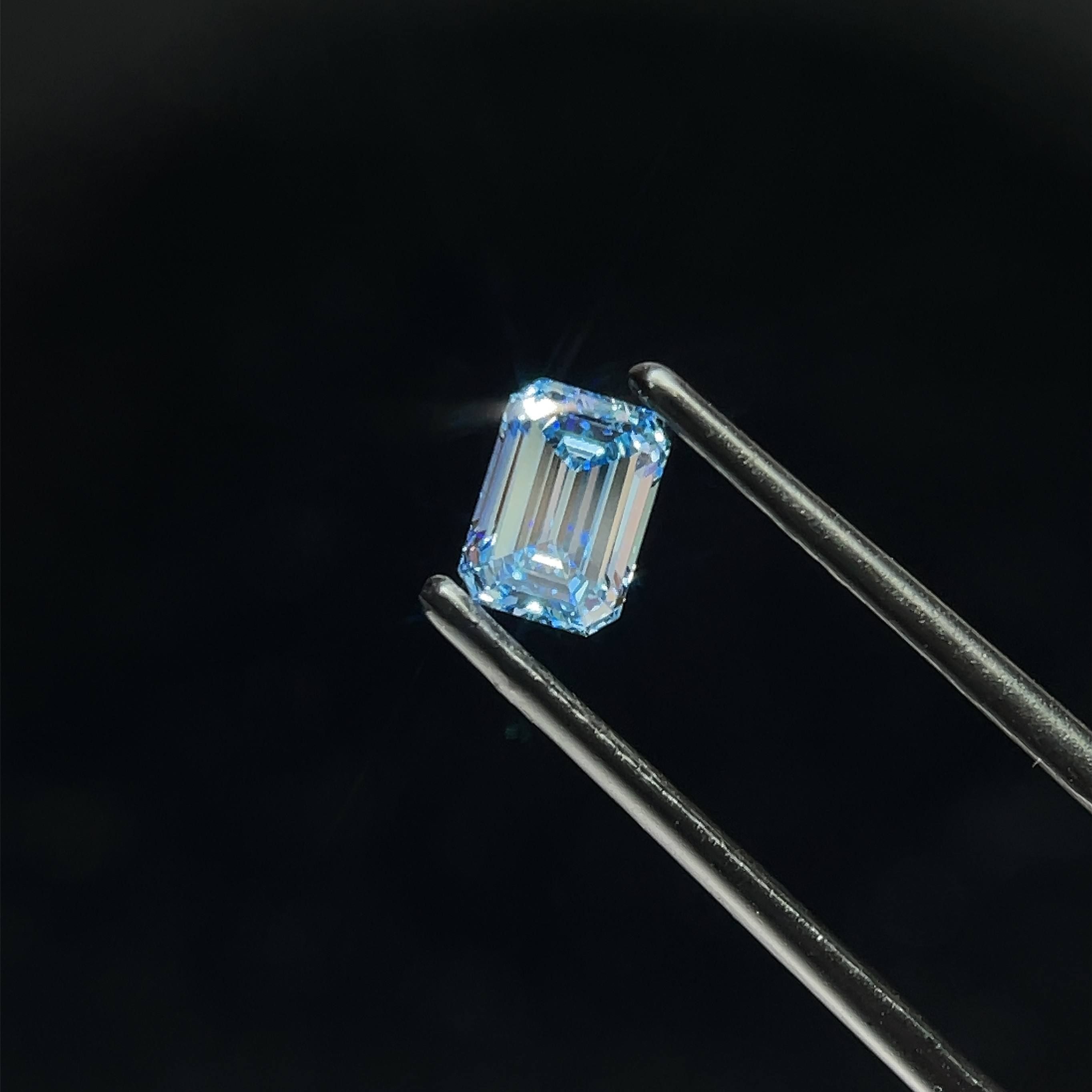 0.74 ct. emerald Lab Grown Diamond front image