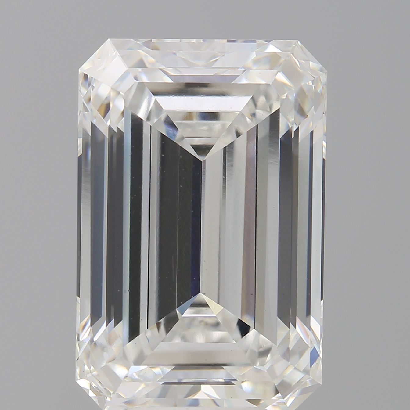 9.00 ct. emerald Lab Grown Diamond front image