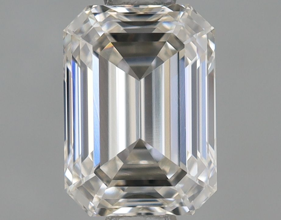 0.93 ct Emerald diamond