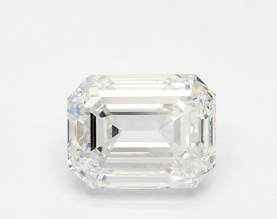 1.04 ct. emerald Lab Grown Diamond front image