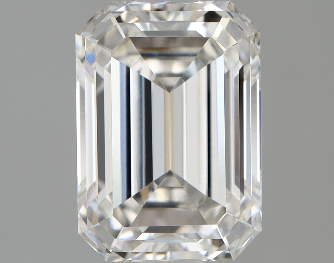 1.69 ct. emerald Lab Grown Diamond front image