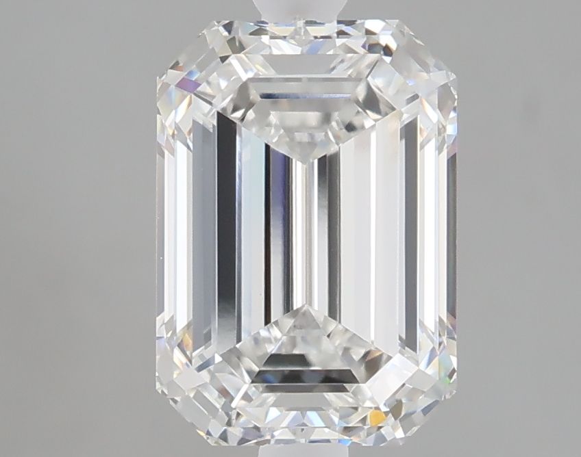 2.56 ct. emerald Lab Grown Diamond front image