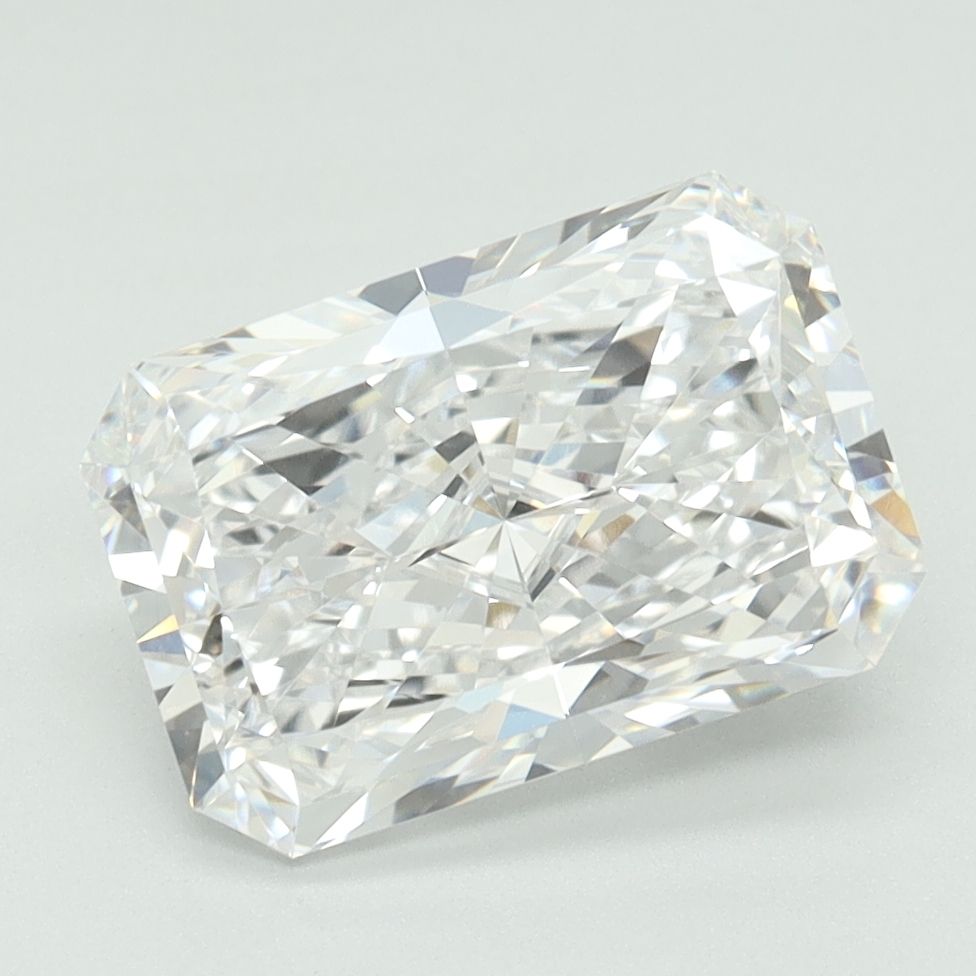 3.09 ct. radiant Lab Grown Diamond front image