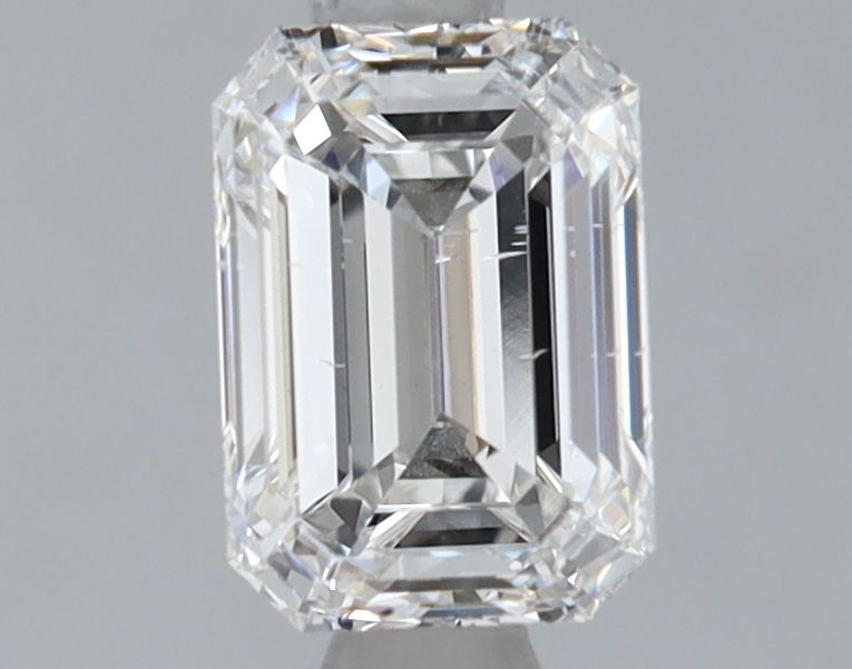 0.97 ct. emerald Lab Grown Diamond front image