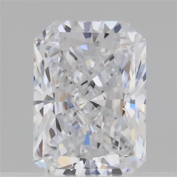 0.32 ct lab-grown Radiant Diamond