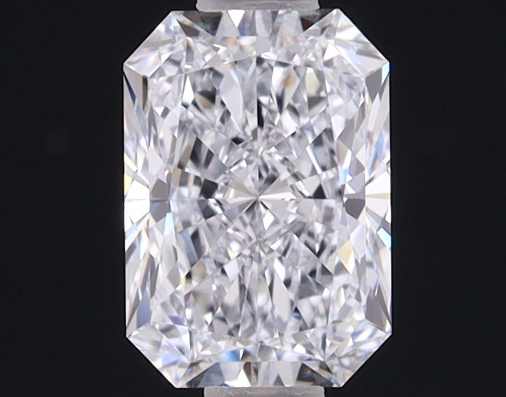 1.04 ct. radiant Lab Grown Diamond front image