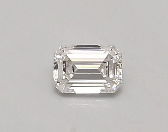 0.32 ct lab-grown Emerald Diamond