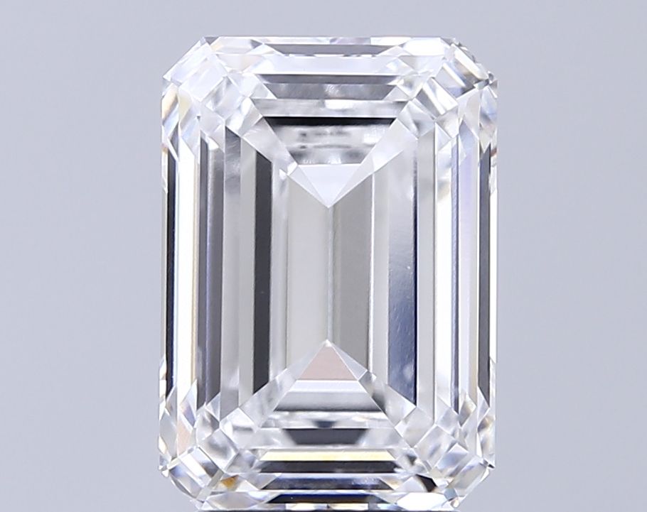 4.05 ct. emerald Lab Grown Diamond front image