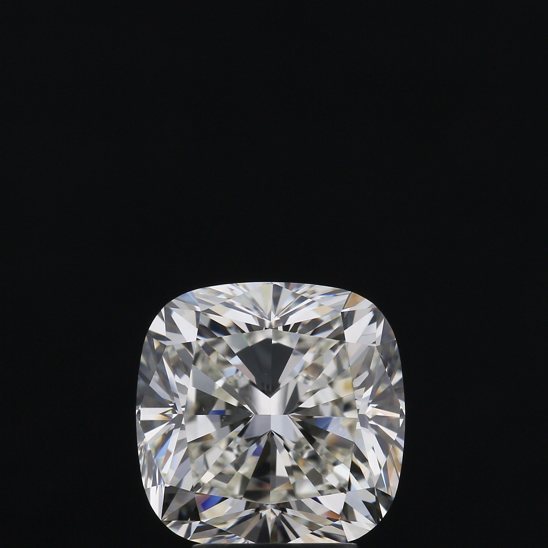 4.01ct Cushion diamond