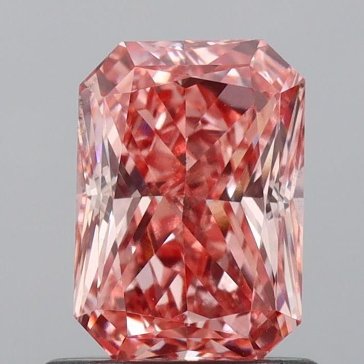 0.97 ct Radiant diamond