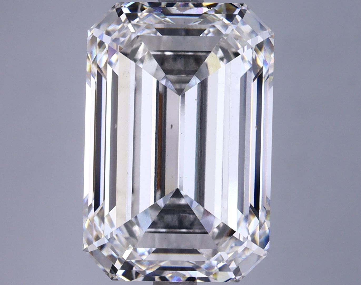 9.05 ct. emerald Lab Grown Diamond front image