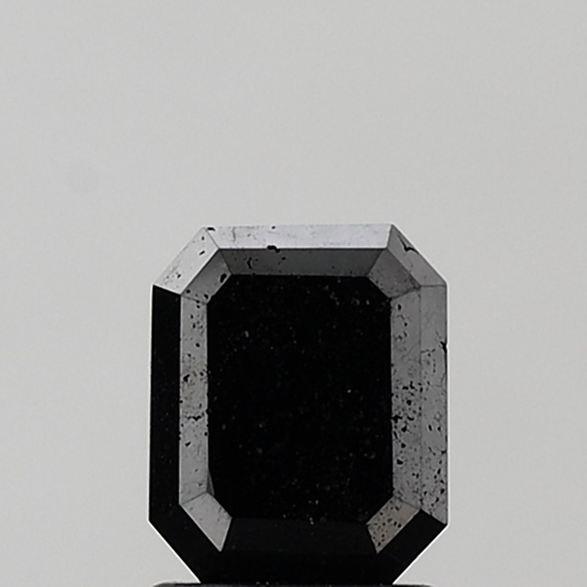 Diament 1.76 ct Fancy Black/I1