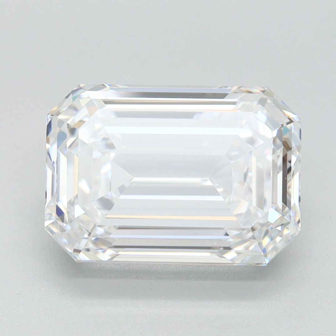 3.10 ct. emerald Lab Grown Diamond front image