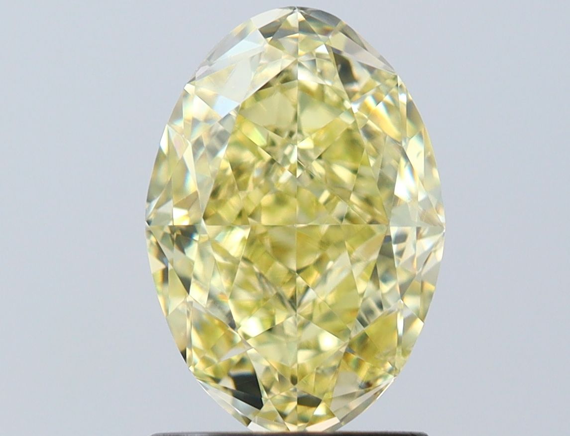 Diament 2.0 ct Fancy Light Yellow/VS2