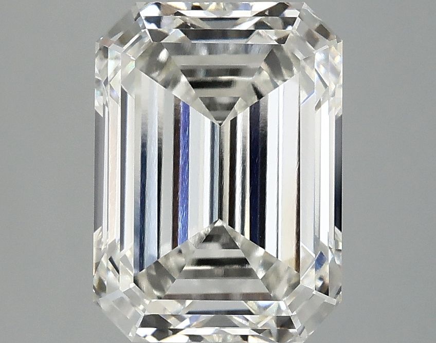 3.16 ct Emerald diamond
