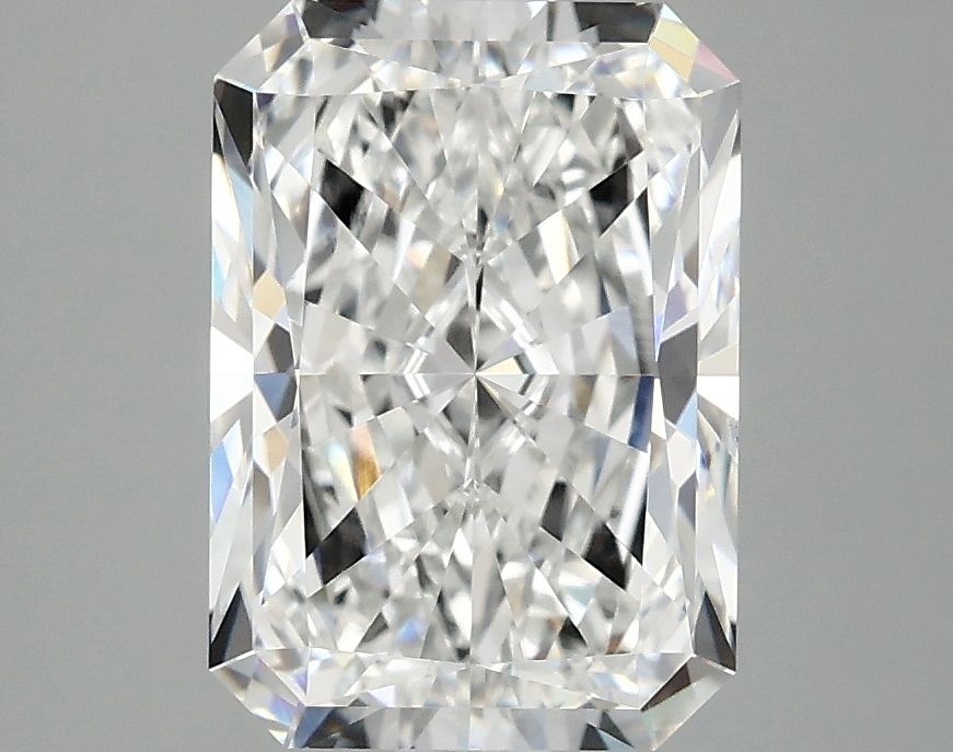3.09 ct. radiant Lab Grown Diamond front image