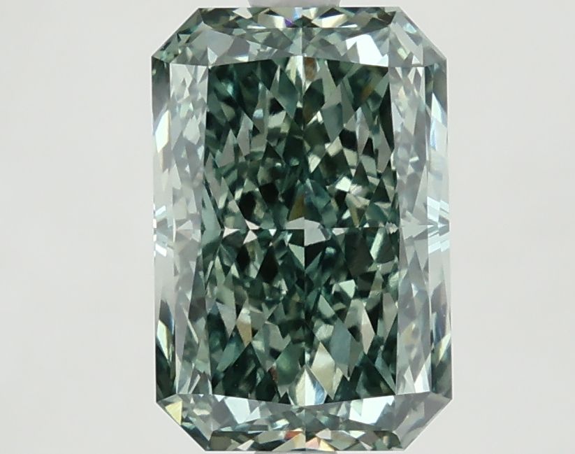 3.02 ct Radiant diamond