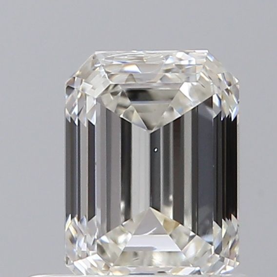 0.70 ct Emerald diamond