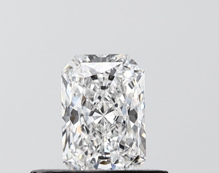0.54 ct. radiant Lab Grown Diamond front image