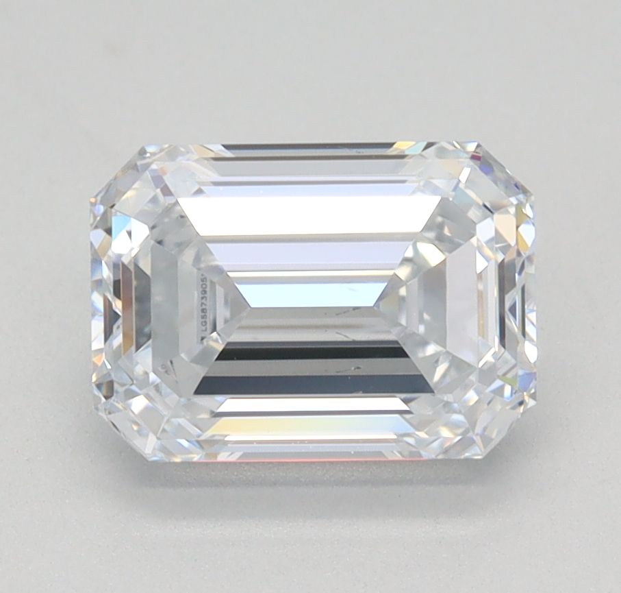 1.52 ct. emerald Lab Grown Diamond front image