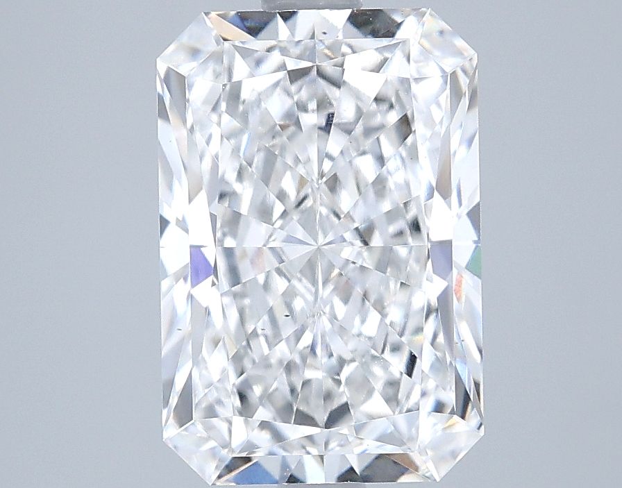 2.87 ct. radiant Lab Grown Diamond front image