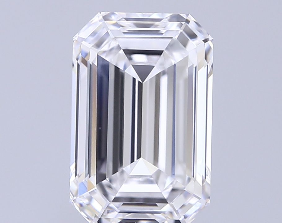 2.59 ct. emerald Lab Grown Diamond front image