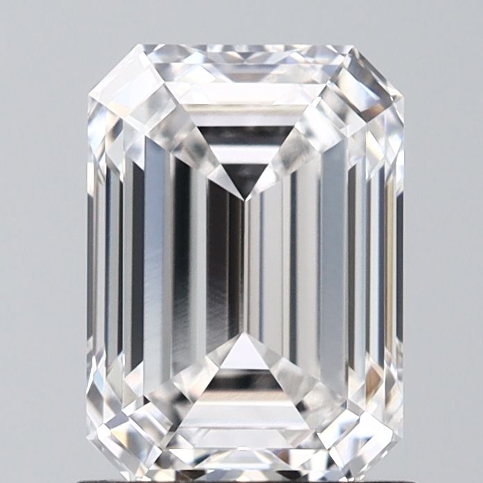 1.53 ct. emerald Lab Grown Diamond front image