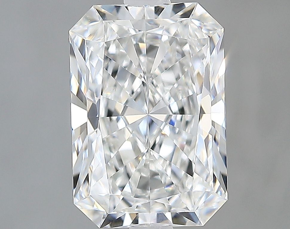 2.30 ct. radiant Lab Grown Diamond front image