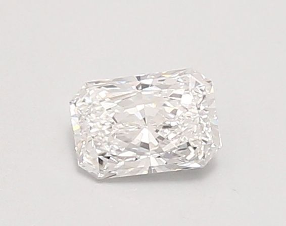 0.47 ct lab-grown Radiant Diamond