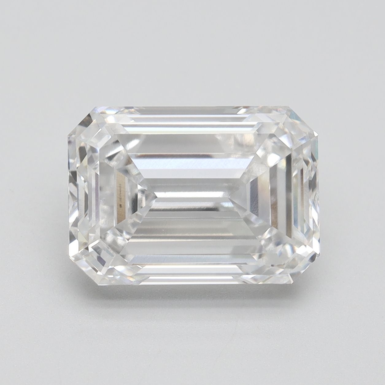 4.71 ct. emerald Lab Grown Diamond front image