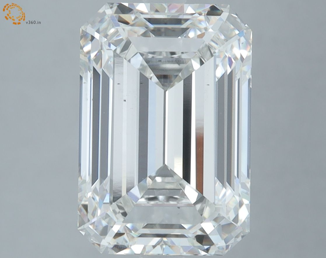 5.35 ct. emerald Lab Grown Diamond front image