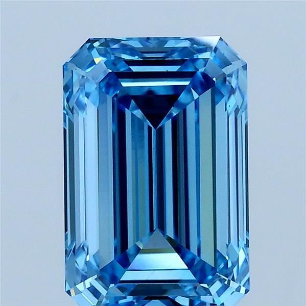 2.52 ct Emerald diamond