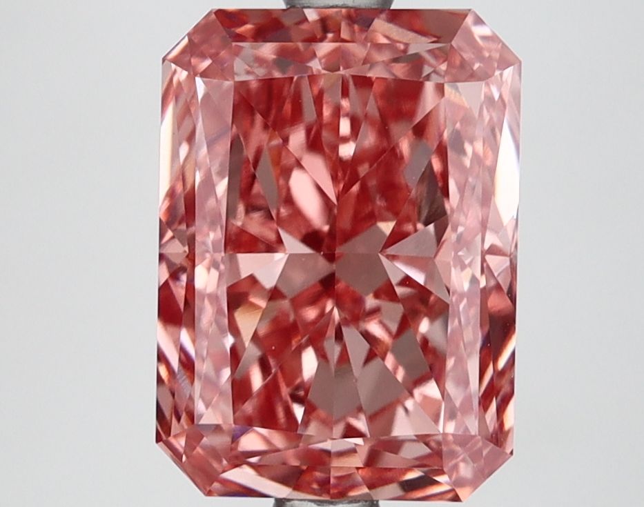 3.15 ct. radiant Lab Grown Diamond front image
