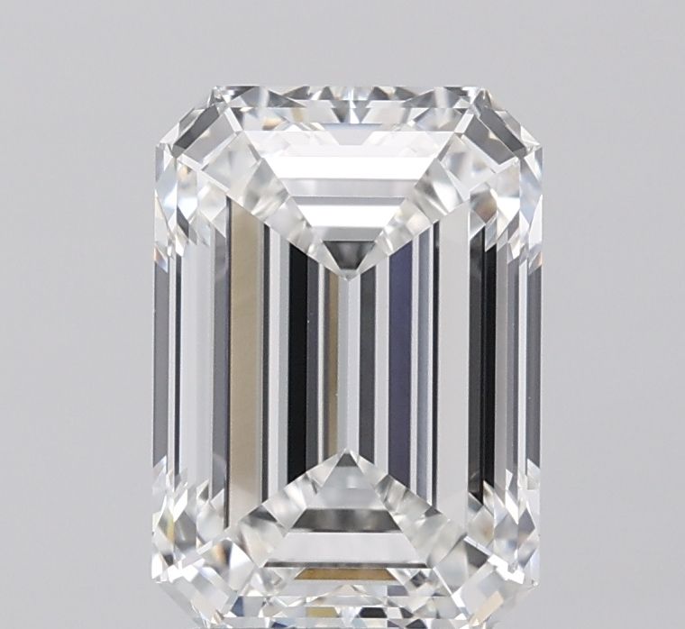 3.06 ct Emerald diamond