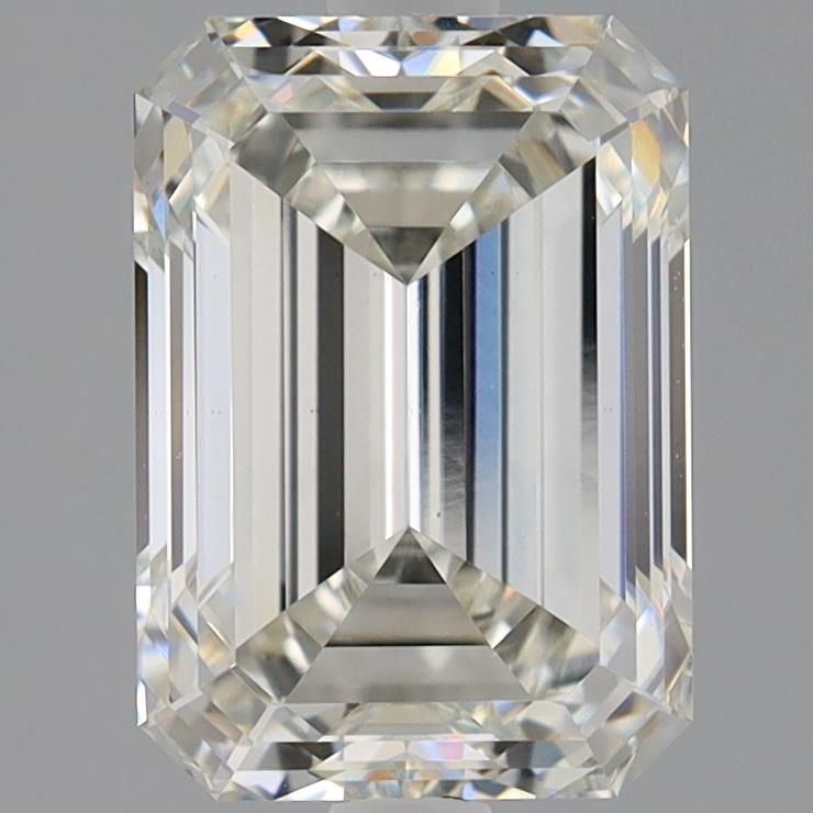3.09 ct Emerald diamond