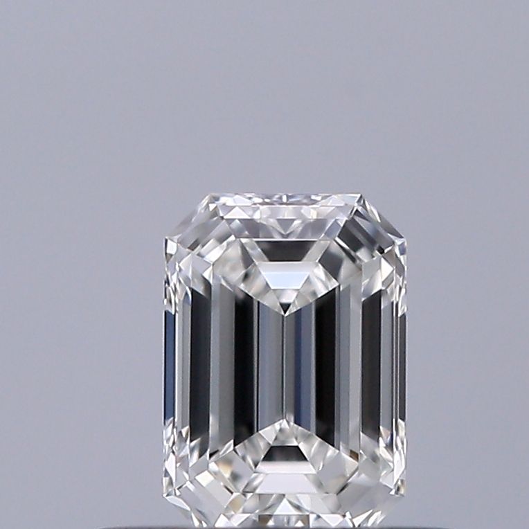 0.35 ct Emerald diamond