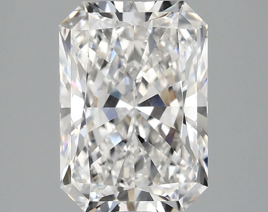 2.59 ct. radiant Lab Grown Diamond front image