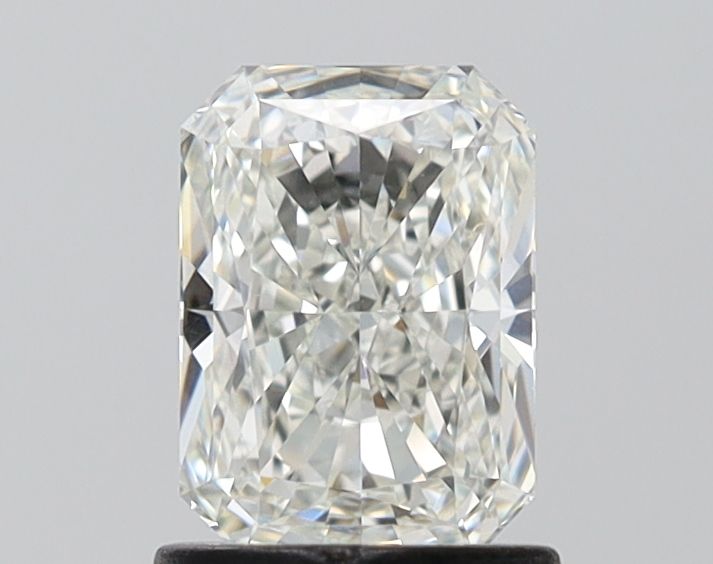 1.14 ct Radiant diamond